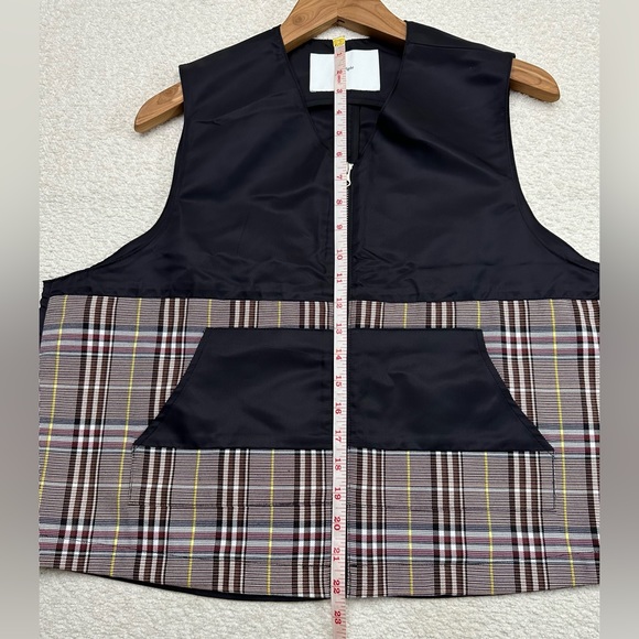 Goodfight Full Zip 100% Nylon Vest Black and Plaid Size XL New Without Tags - Picture 7 of 8